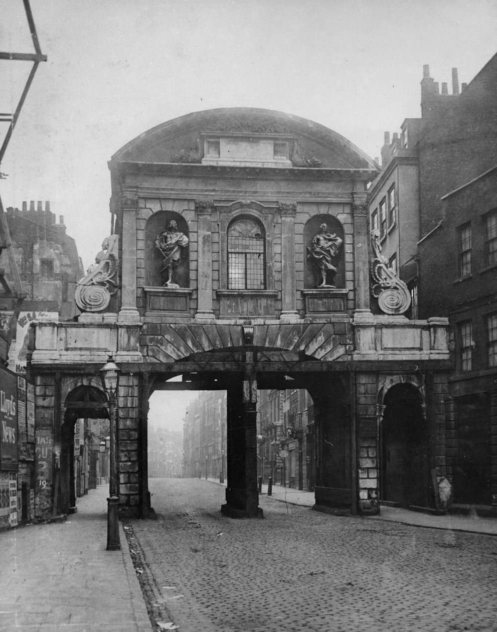 Temple Bar, c.1878 de Alfred and John Bool