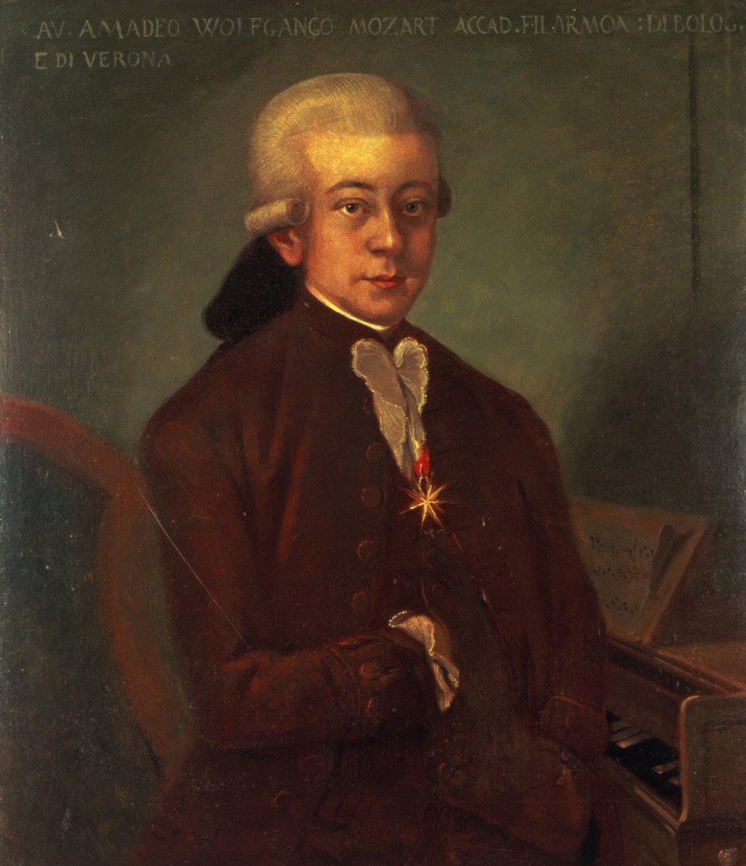 Retrato de Wolfgang Amadeus Mozart (1756-91) usando a Ordem do Esporão Dourado, 1777 de Austrian School
