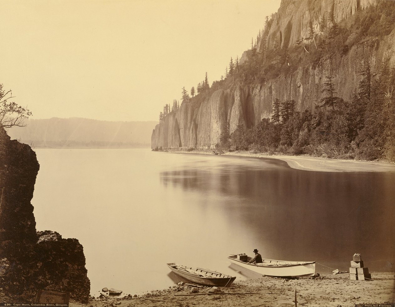 Chifre capa, rio columbia, oregon de Carleton E. Watkins