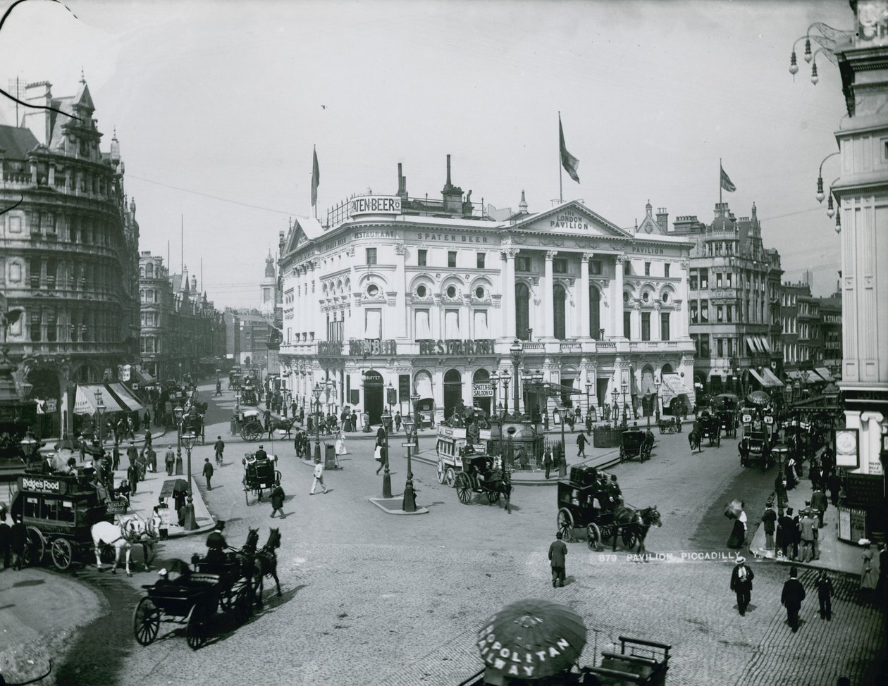 Pavilhão, Piccadilly, Londres de English Photographer