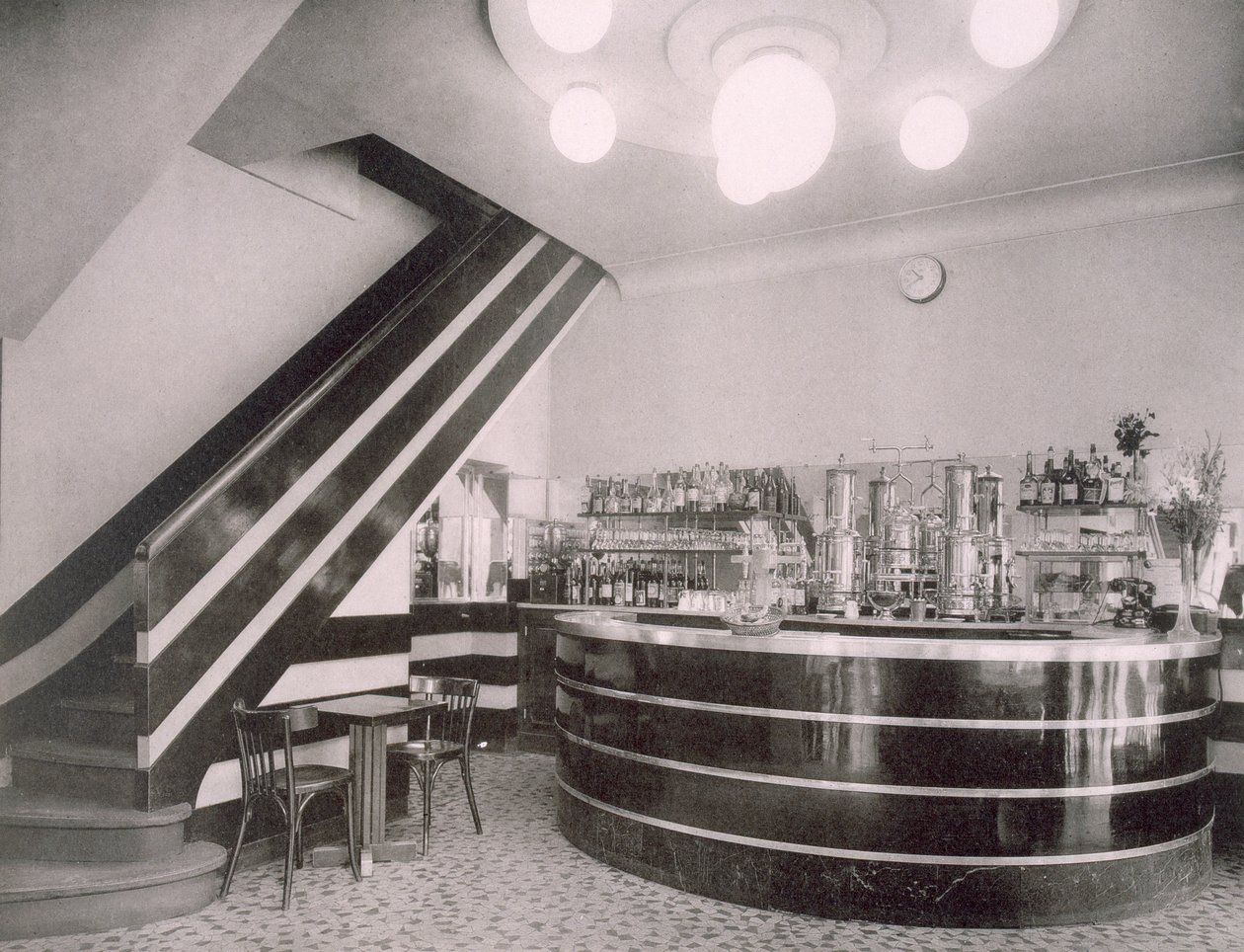 O Bar Torcy, projetado por Deschanel e J. Dussolier, década de 1920 de French Photographer