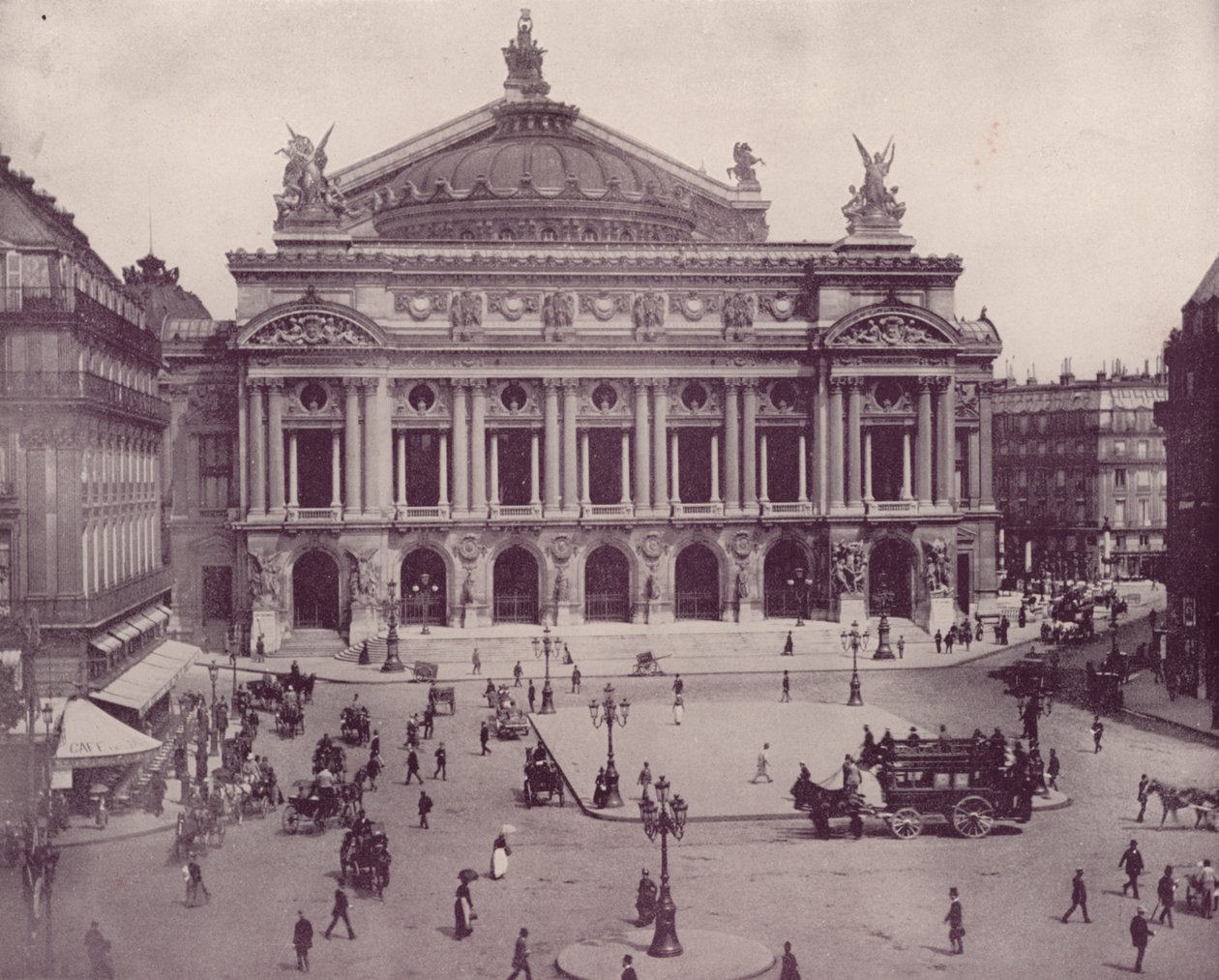 Paris: A Ópera de Paris (foto a p/b) de French Photographer