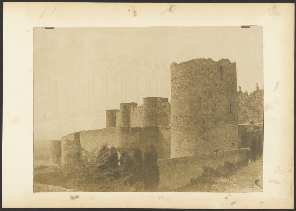 [Muralhas de Carcassone]. de Gustave Le Gray