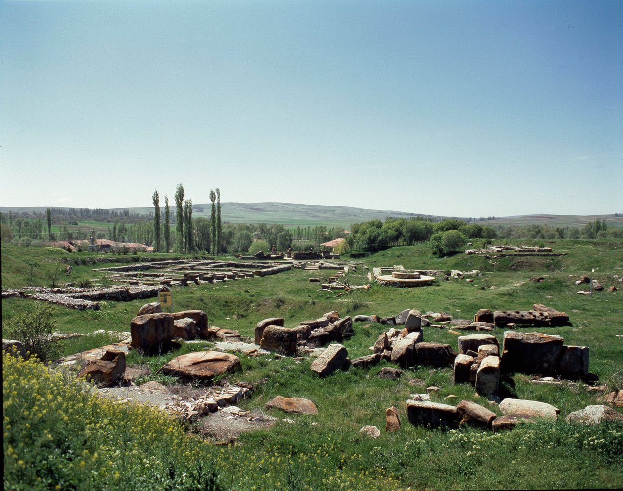 Vista das ruínas do site de Hittite Hittite