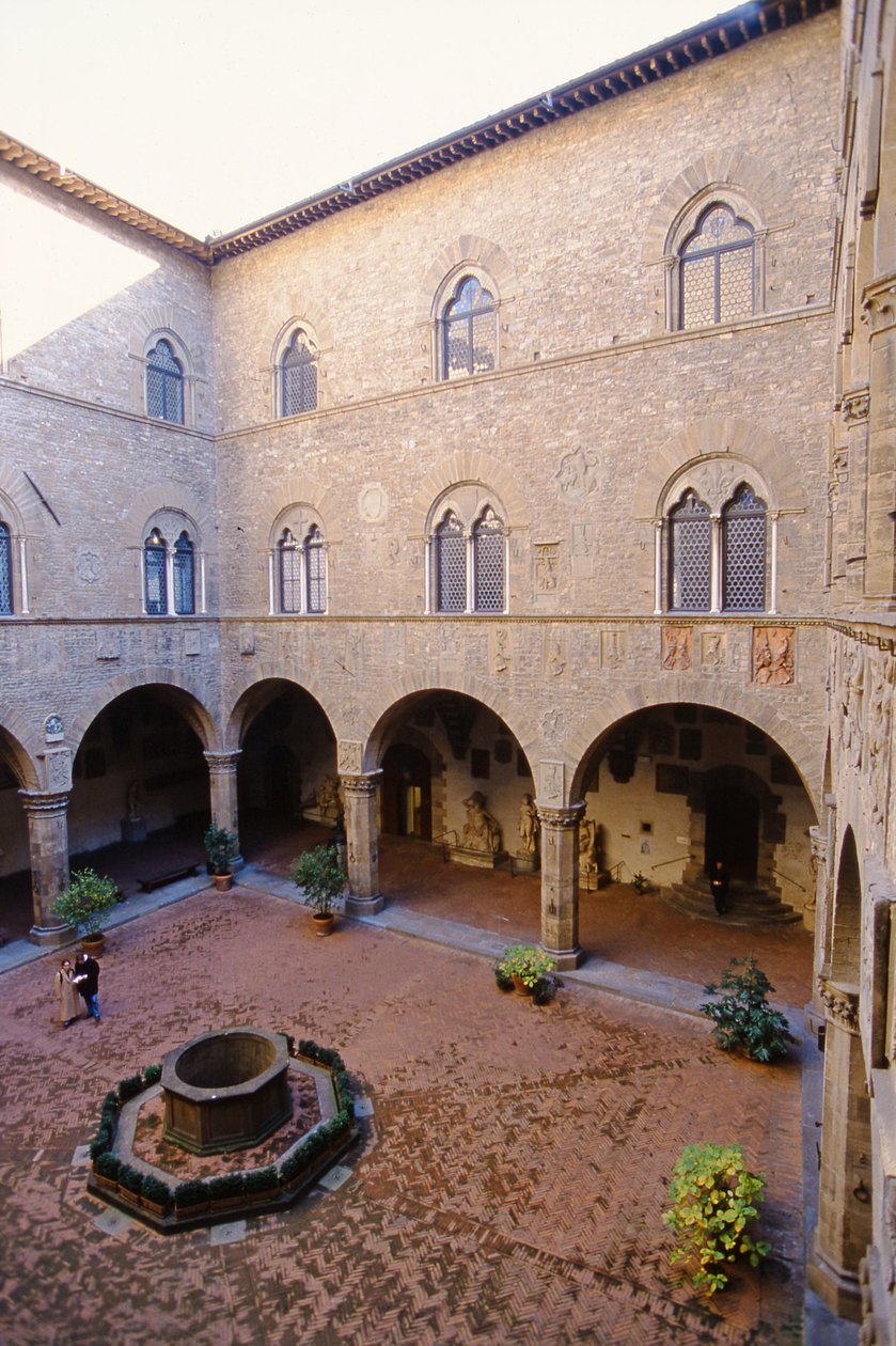 Pátio de Italian School