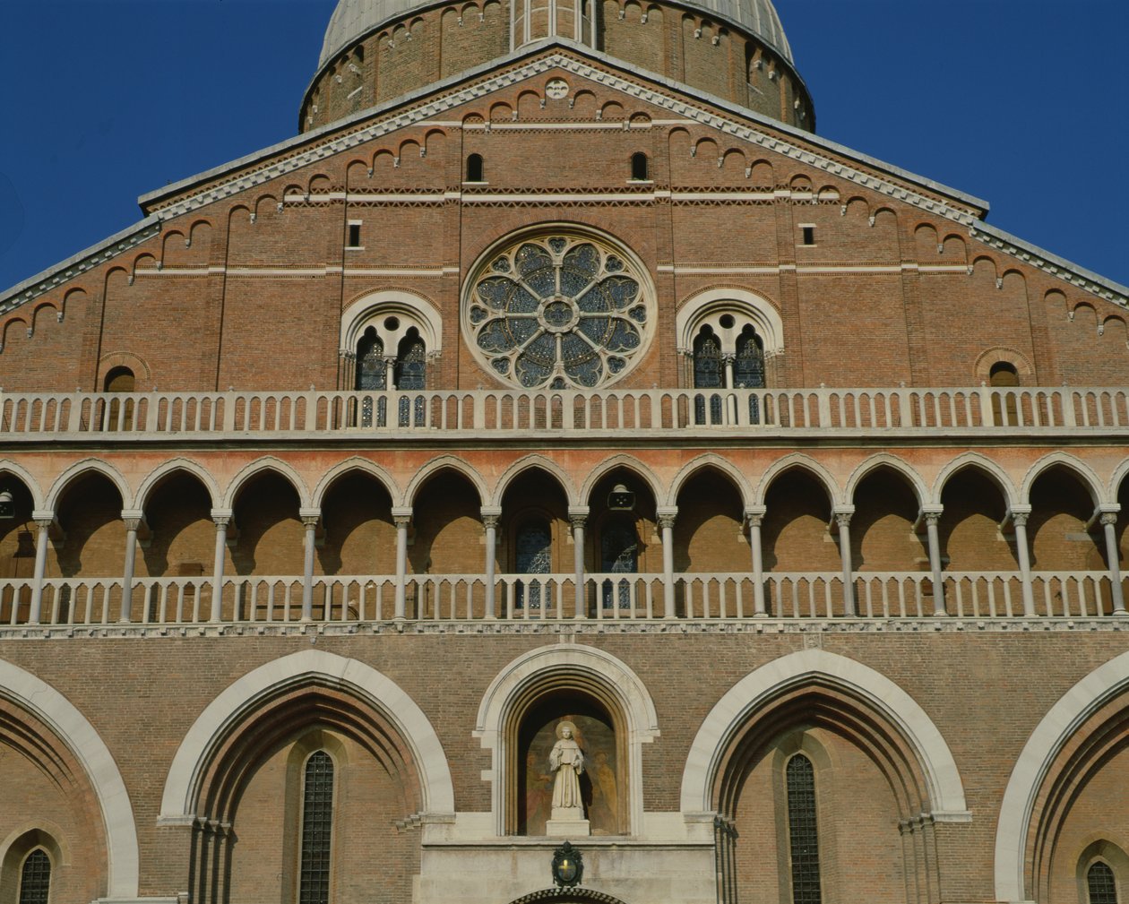 Fachada oeste (detalhe) de Italian School