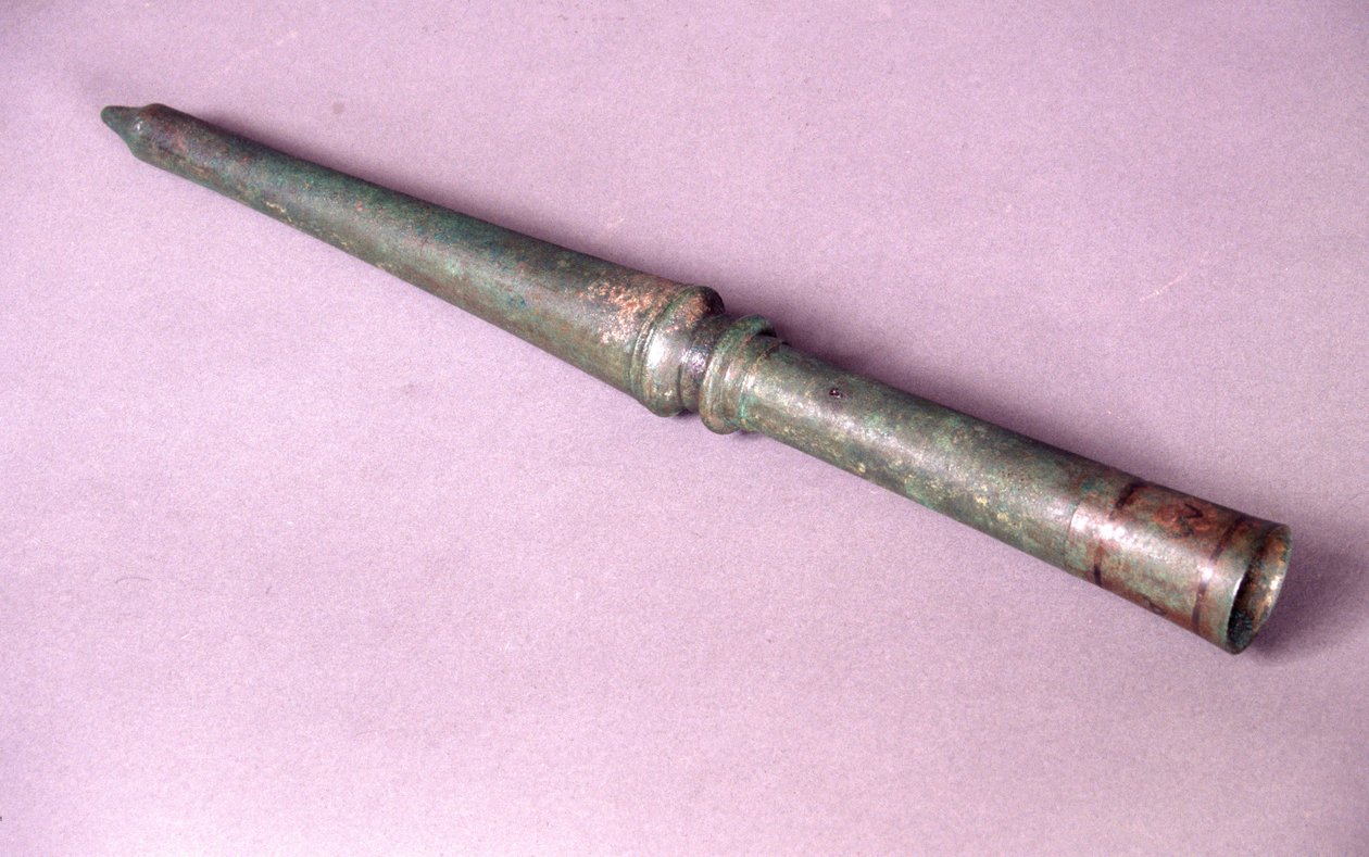 Spear-butt (bronze) de Macedonian School
