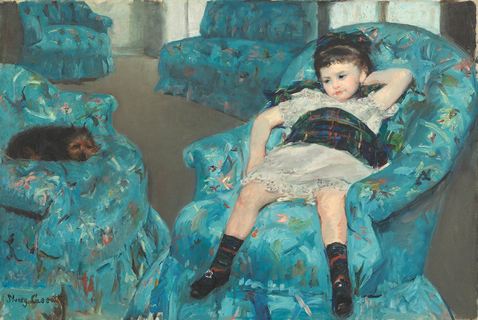 Menina em uma poltrona azul de Mary Cassatt