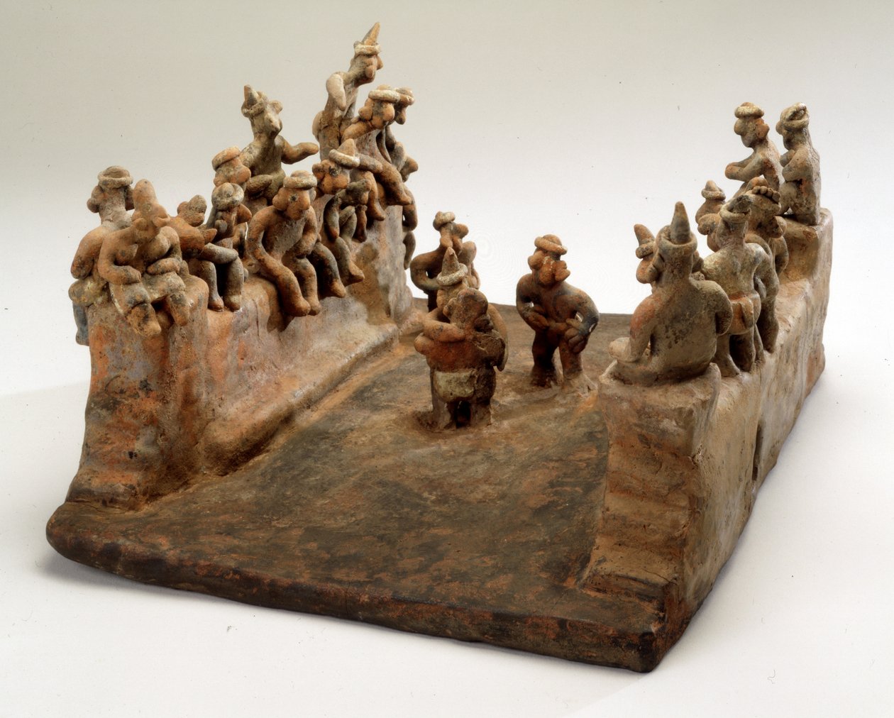 Modelo de um jogo de bola (cerâmica) de Mayan