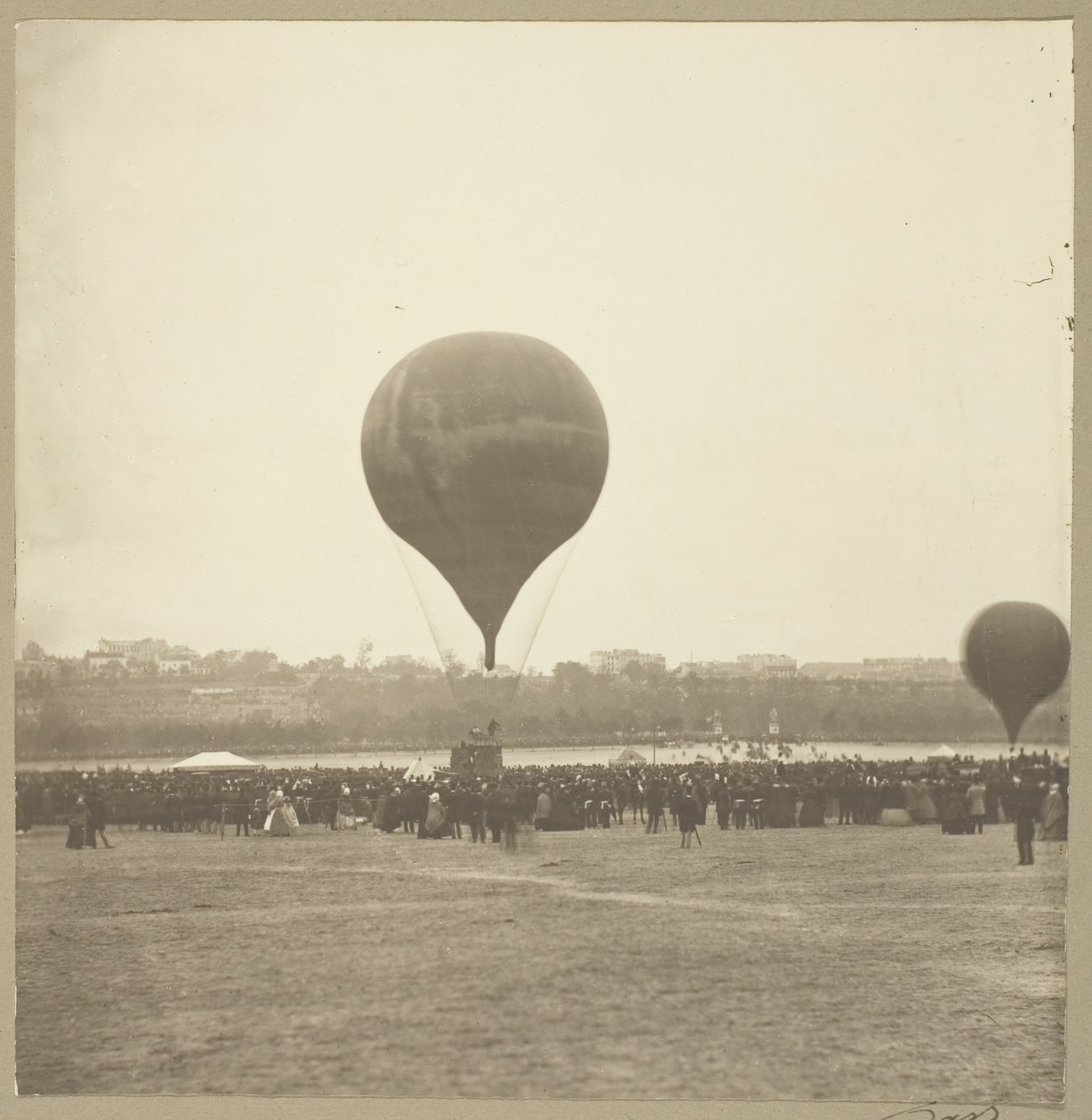 Le Geant, Champ de Mars, 1863 de Nadar