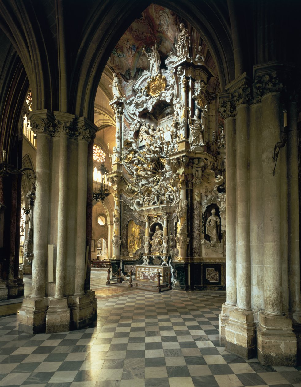 Vista do altar e do Transparente, c.1720 de Narciso Tome