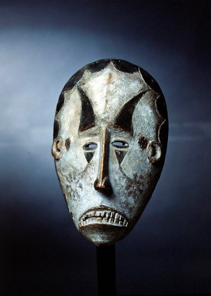Mawo Mask, Ibo (madeira e tinta) de Nigerian