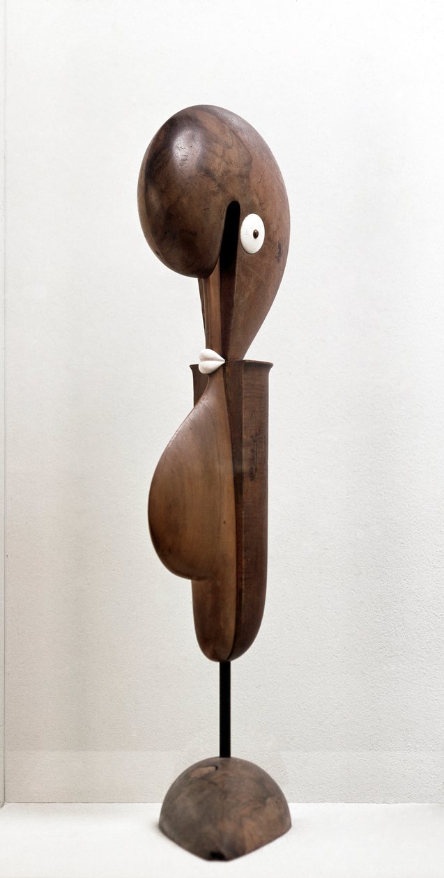 Grotesco (Escultura em Madeira de Oskar Schlemmer