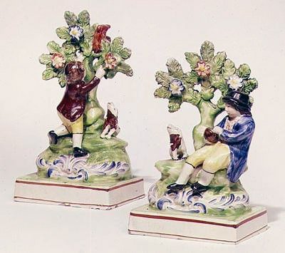 Staffordshire par de grupos de birdnesting, c.1810 (cerâmica) de Ralph Junior Wood