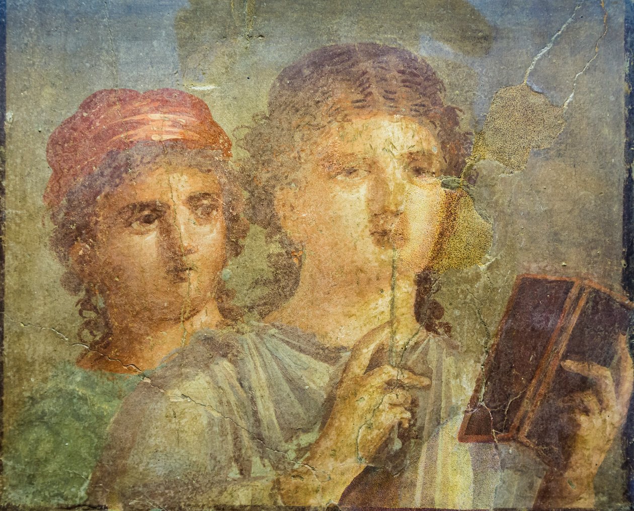 Afresco de uma menina lendo de Roman