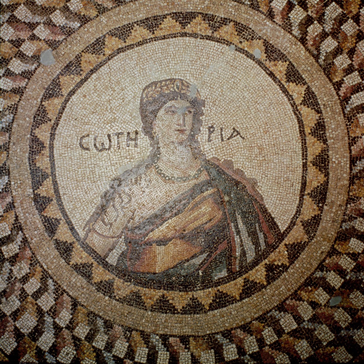 Retrato de uma mulher (mosaico) de Roman