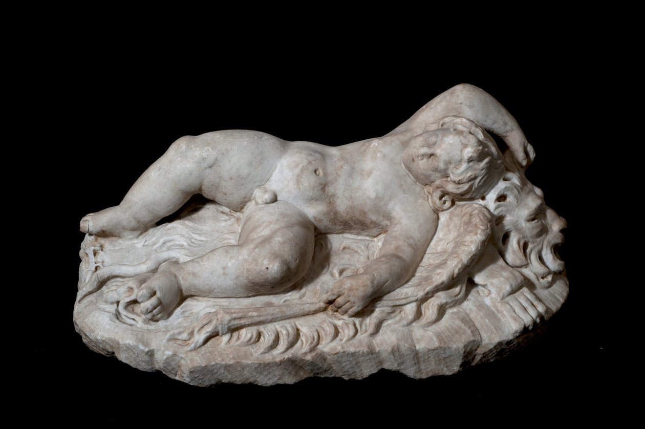 Eros adormecidos (mármore) de Roman