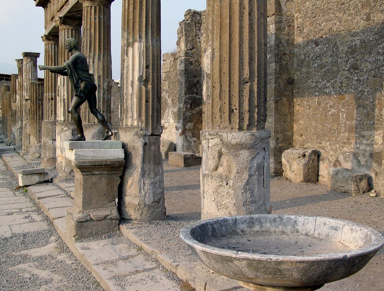 O templo de Apolo de Roman