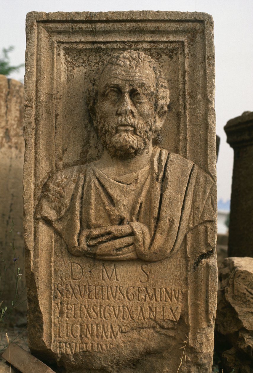 Estela com cabeça de Roman Imperial Period
