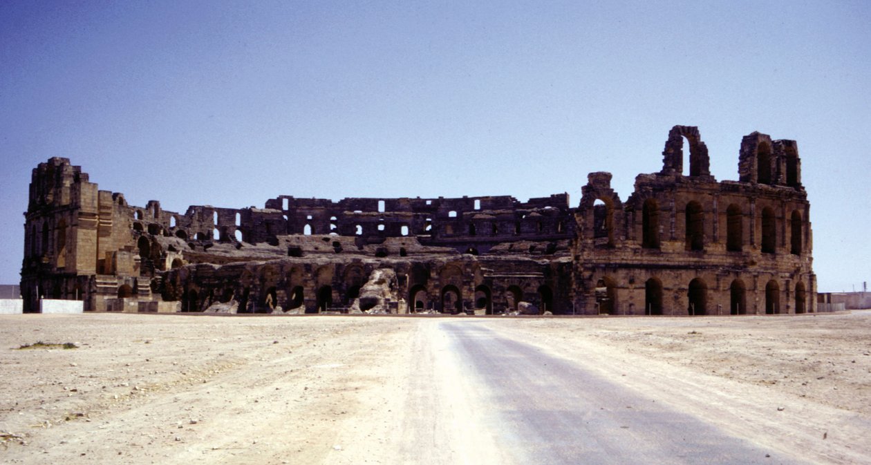 Anfiteatro de El-Djem (Tunísia). de Roman