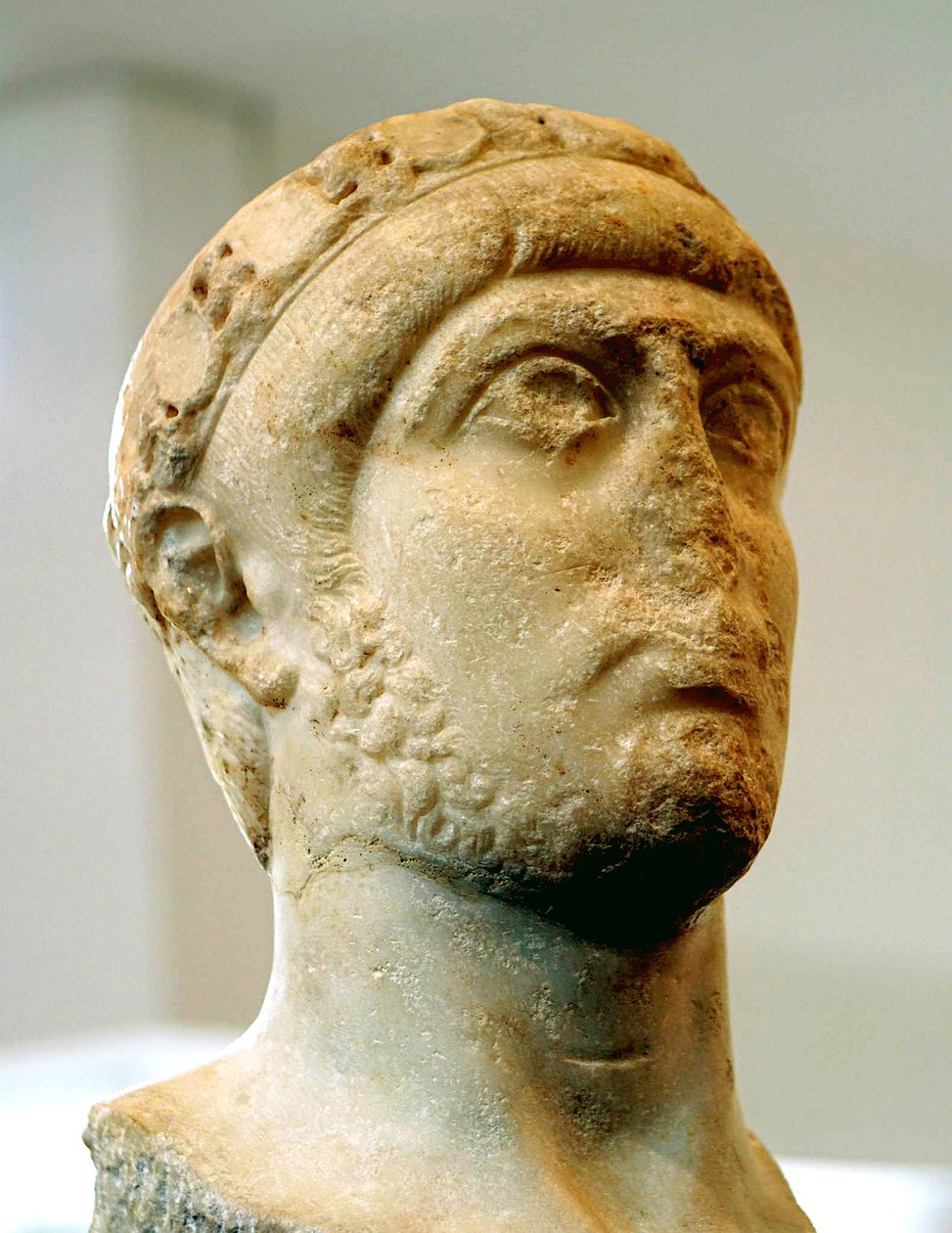 Busto do Imperador Graciano de Roman