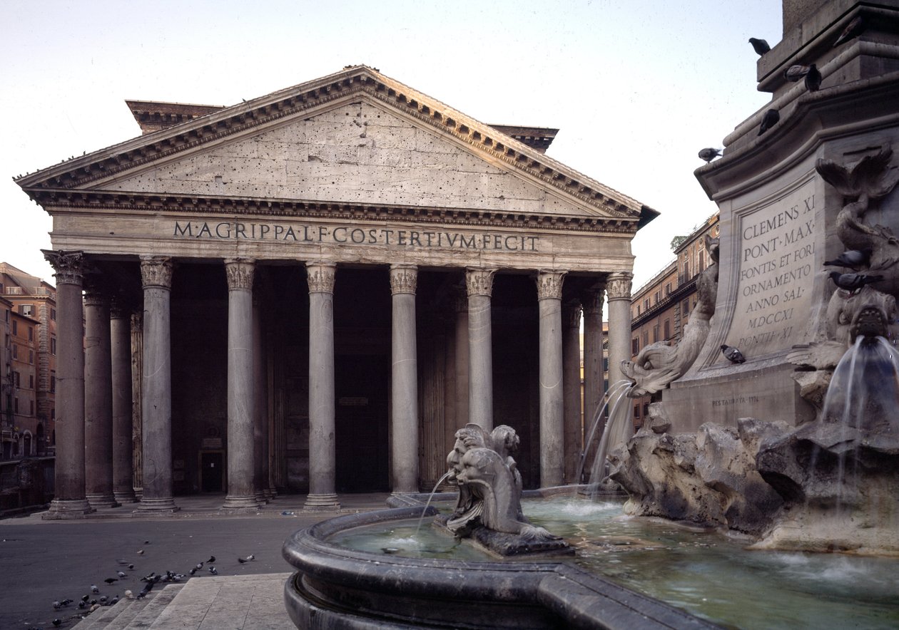 Vista do Pantheon, 27-125 d.C. de Roman