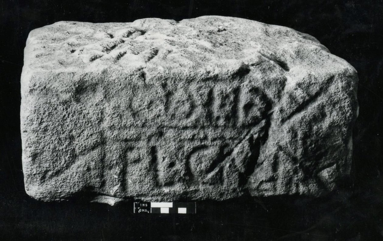 Pedra centurial (pedra) de Roman Roman