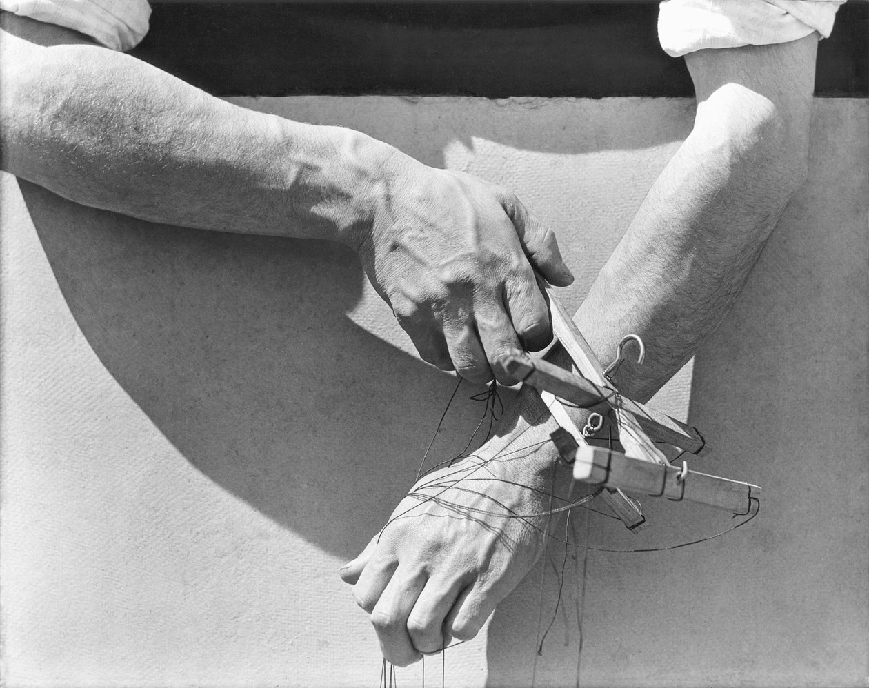 Mãos do marionetista, 1929 de Tina Modotti
