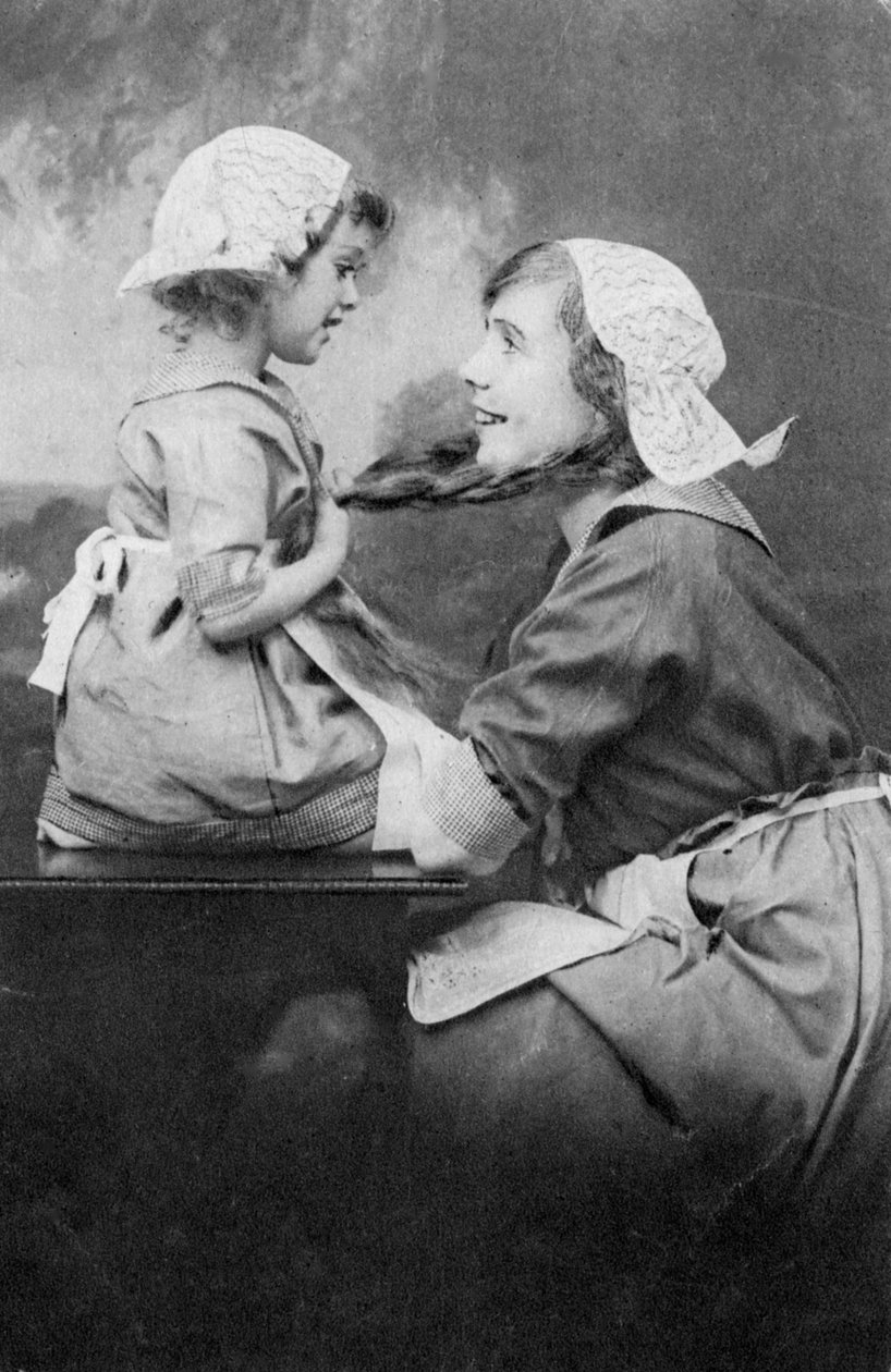 Mãe e filha, início do século XX de Unbekannt