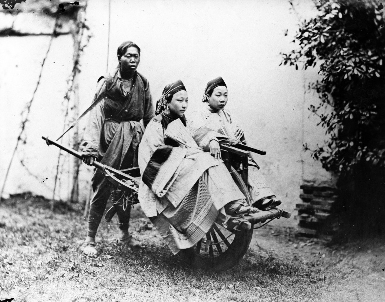 Táxi de carrinho de mão de Xangai, c.1870 de William Saunders