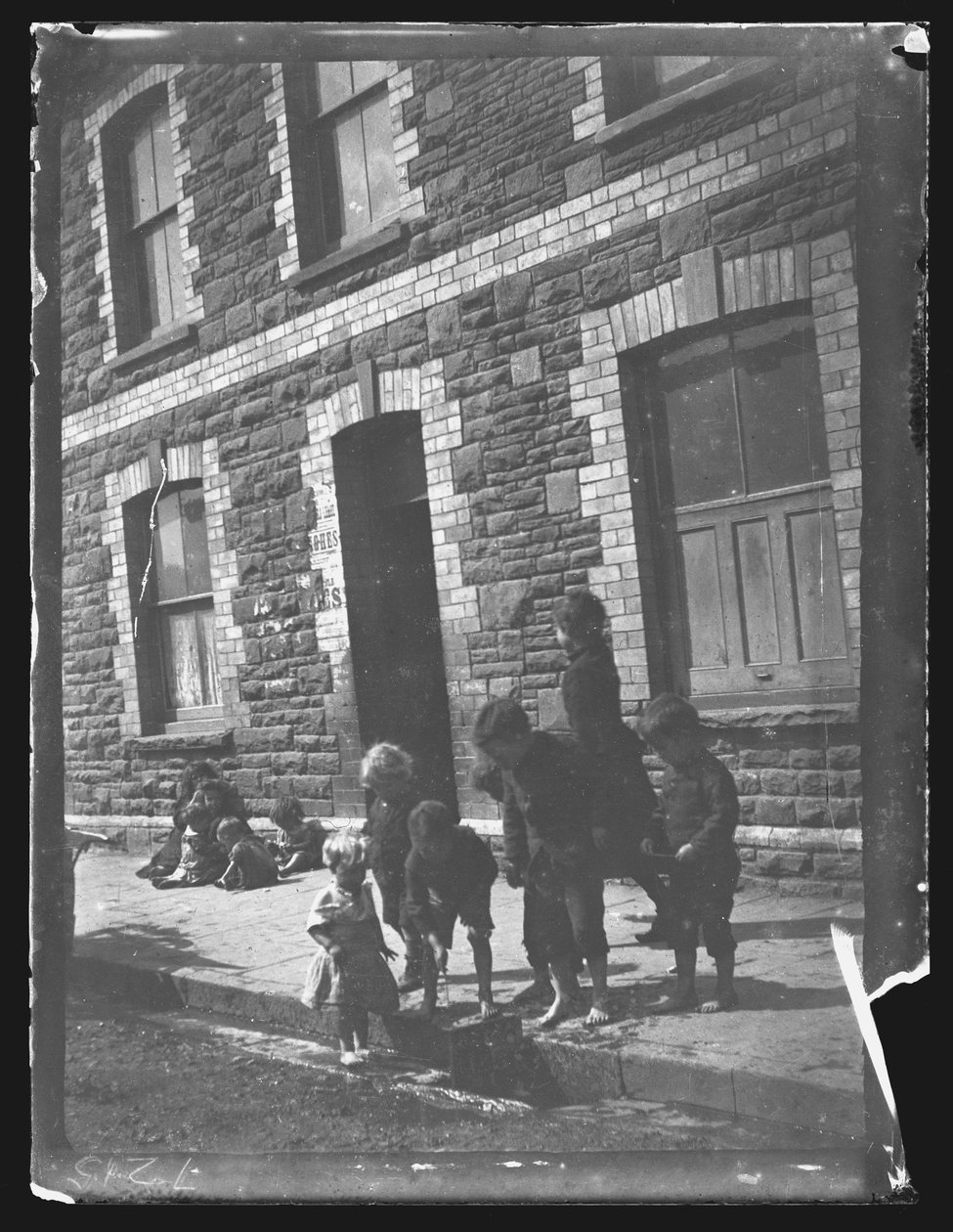 Rua Nora, Cardiff, 1893. de William Booth