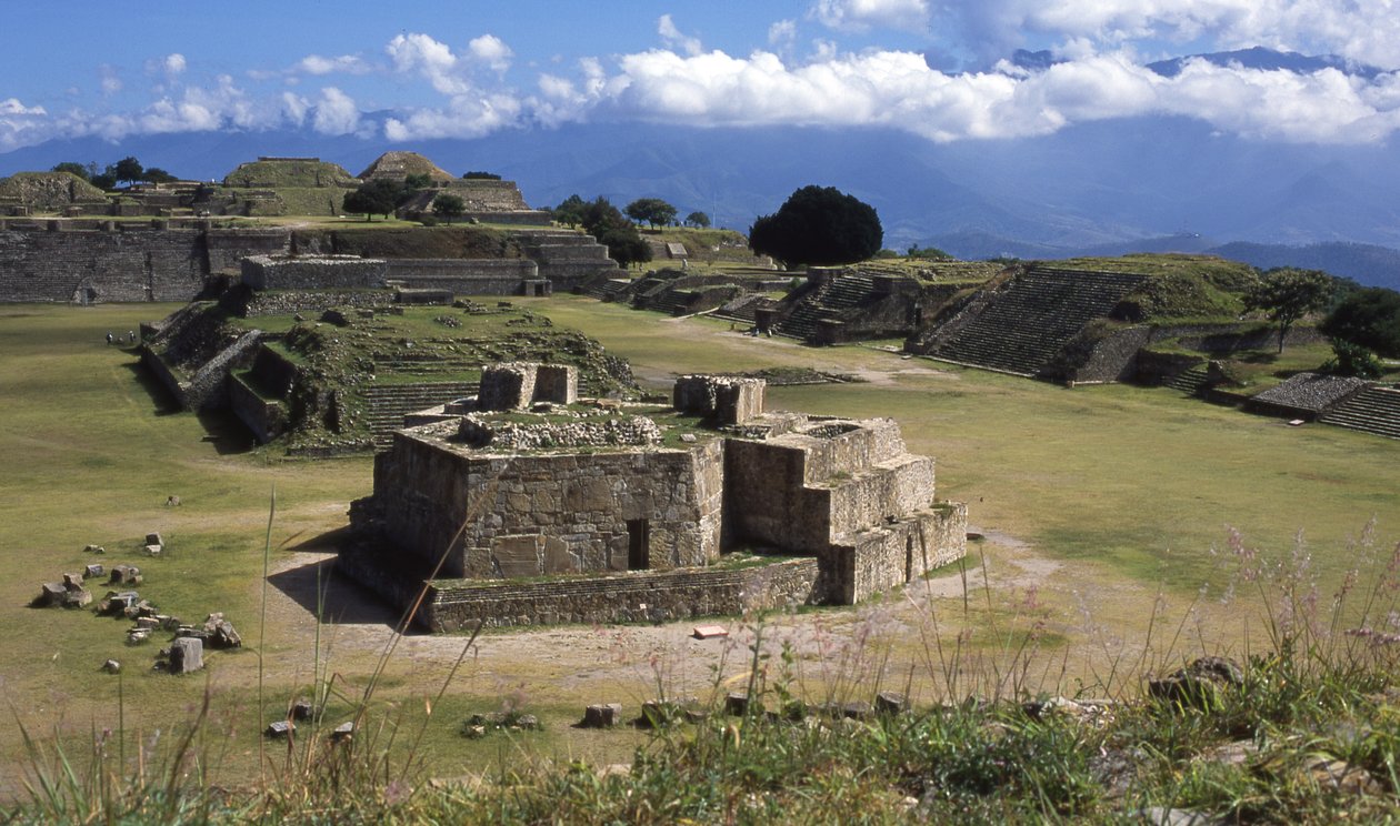 Observatório, a praça principal, período clássico de Zapotec