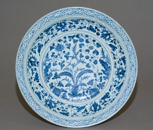 Prato grande, final do século XIV (porcelana)