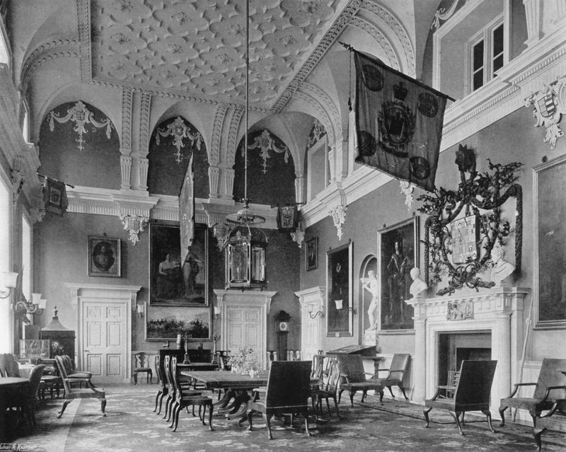 Jantar-Hall (foto a p/b) de Charles Latham
