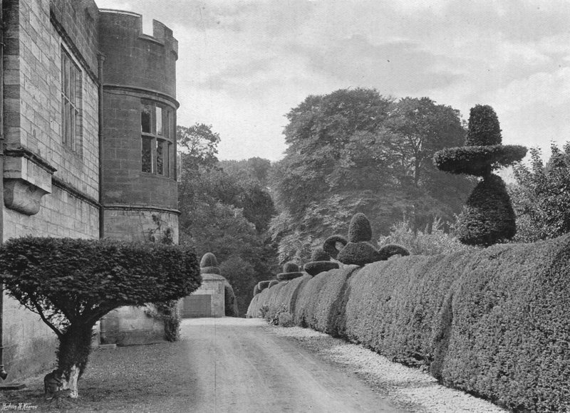 The Haunted Walk de Charles Latham