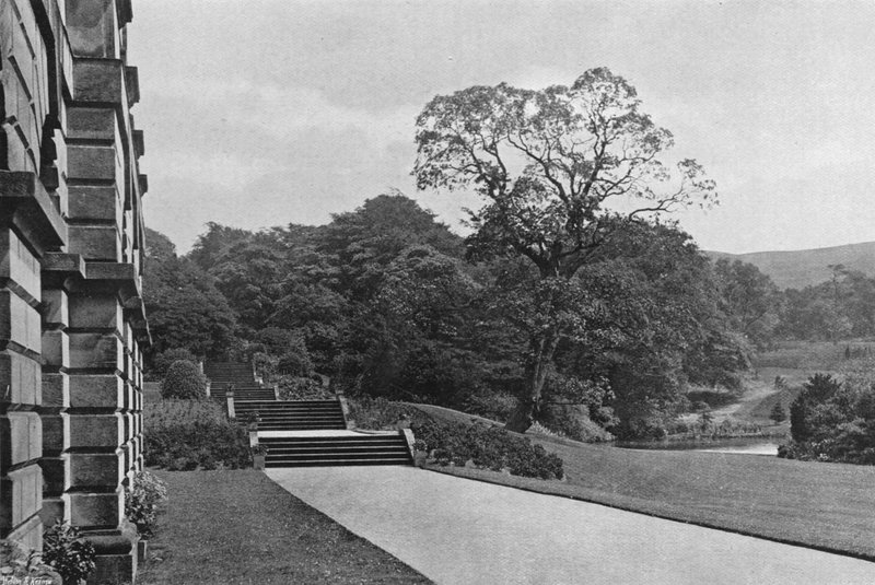 The South Walk de Charles Latham